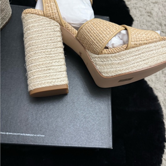 ** NEW** Coach NELLY RAFFIA SANDAL size 7 - Picture 5 of 10